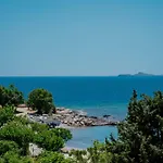 Aethrea Apartament *