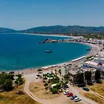 Aethrea Apartament *